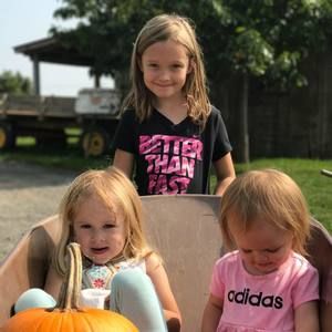 Meet your Posher, Alicia